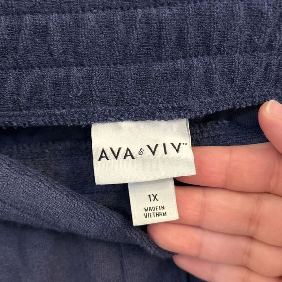 Ava & Viv Womens Plus 1X Navy Terrycloth Pull-On Shorts Stretch NWT Soft - Picture 9 of 16